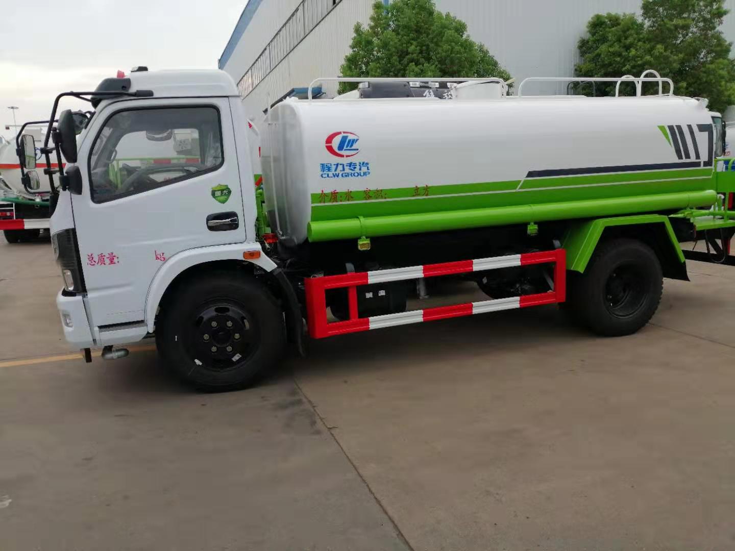 洒水车